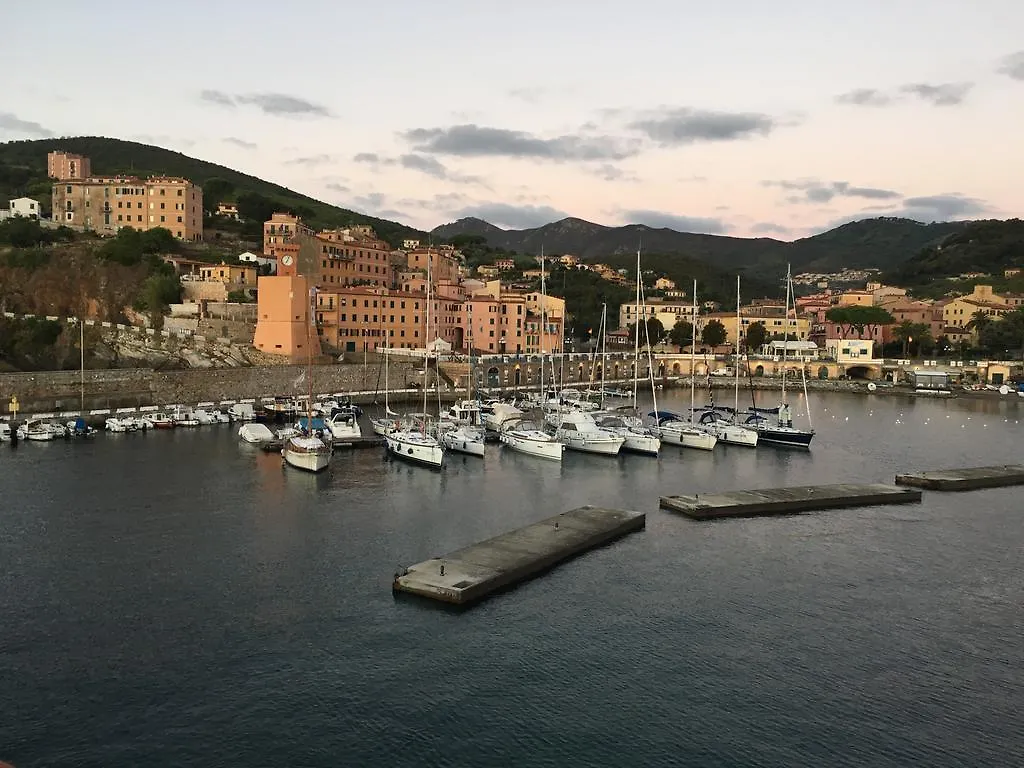 Studio Rio Marina Apartment 0*,  Italy